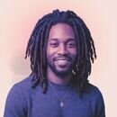 Os melhores produtos para hidratar os seus dreadlocks sem resíduos: proteína de seda, séruns e sprays leves