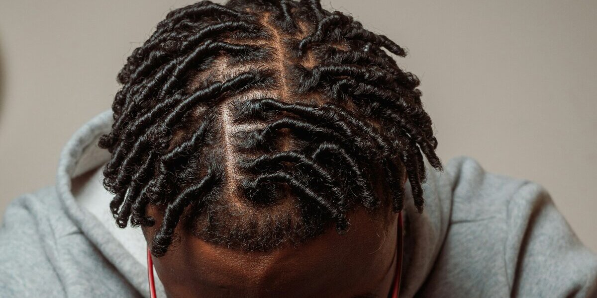 Uma rotina de cuidados para dreadlocks