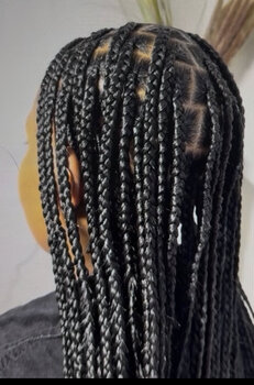 BOX BRAIDS